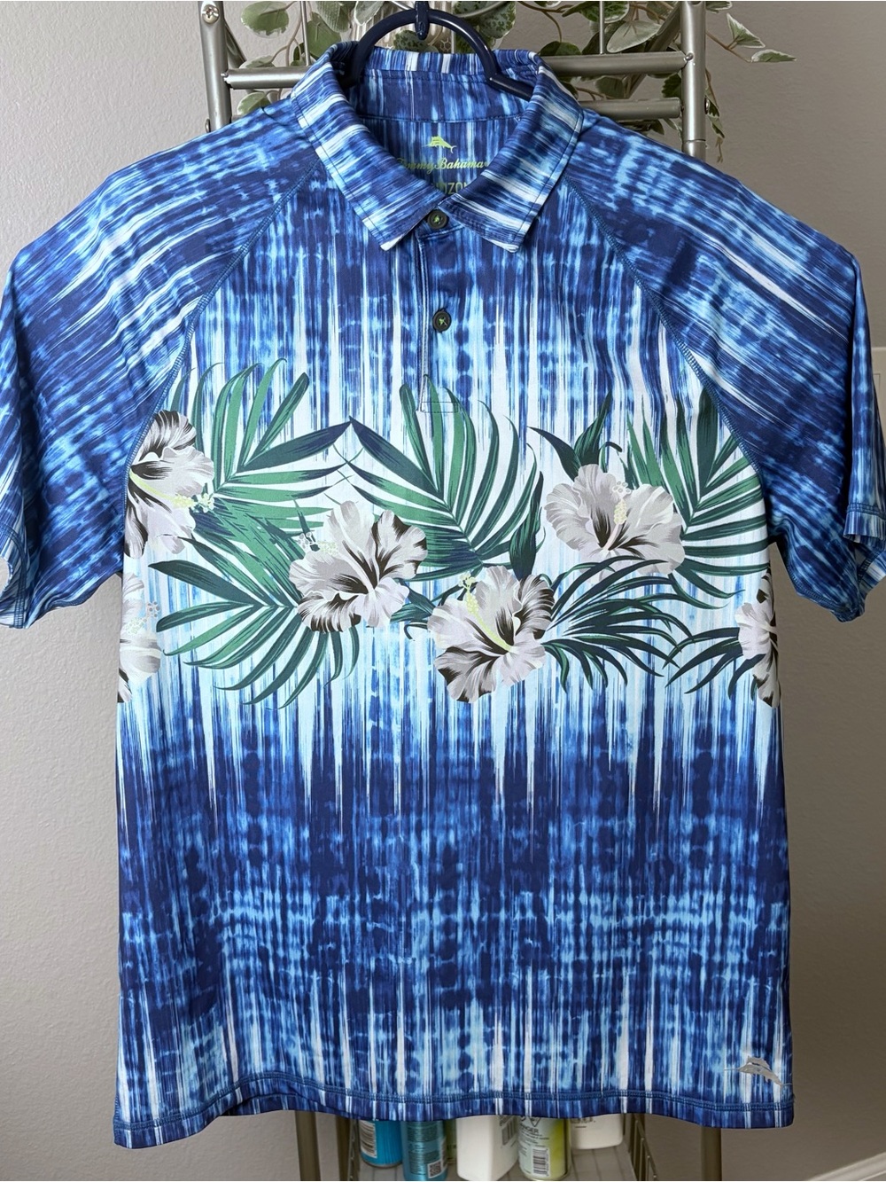 Tommy Bahama Polo Shirt Mens M Blue IslandZone UPF 30 Hibiscus Palm Floral